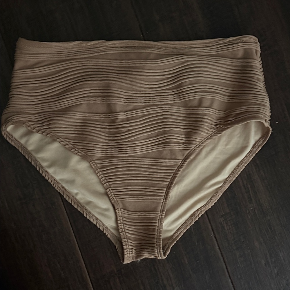 Textured High-Waist Bikini Bottoms - Nude Taupe